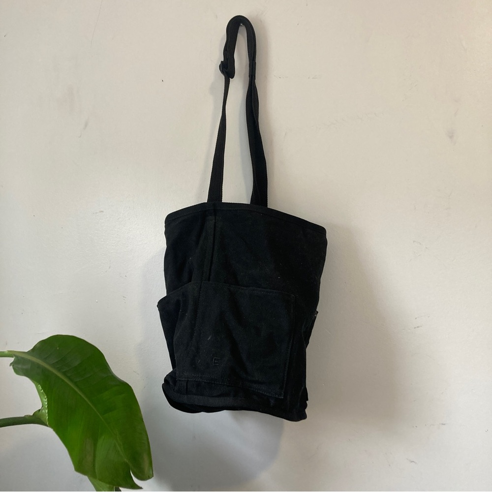 COPY - Everlane Lantern canvas bucket bag